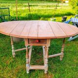 Solid oak table