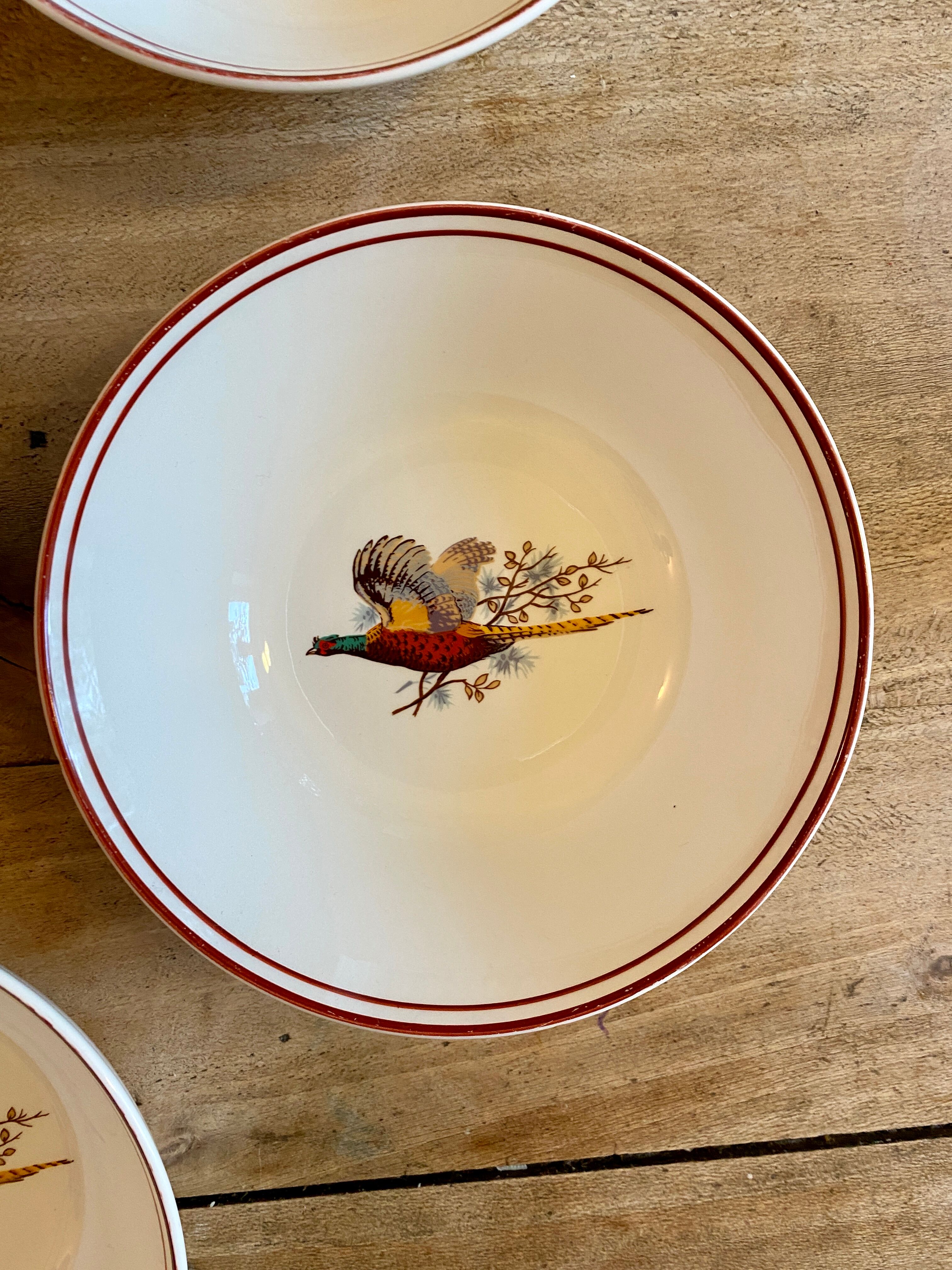 Set of 4 vintage bowls