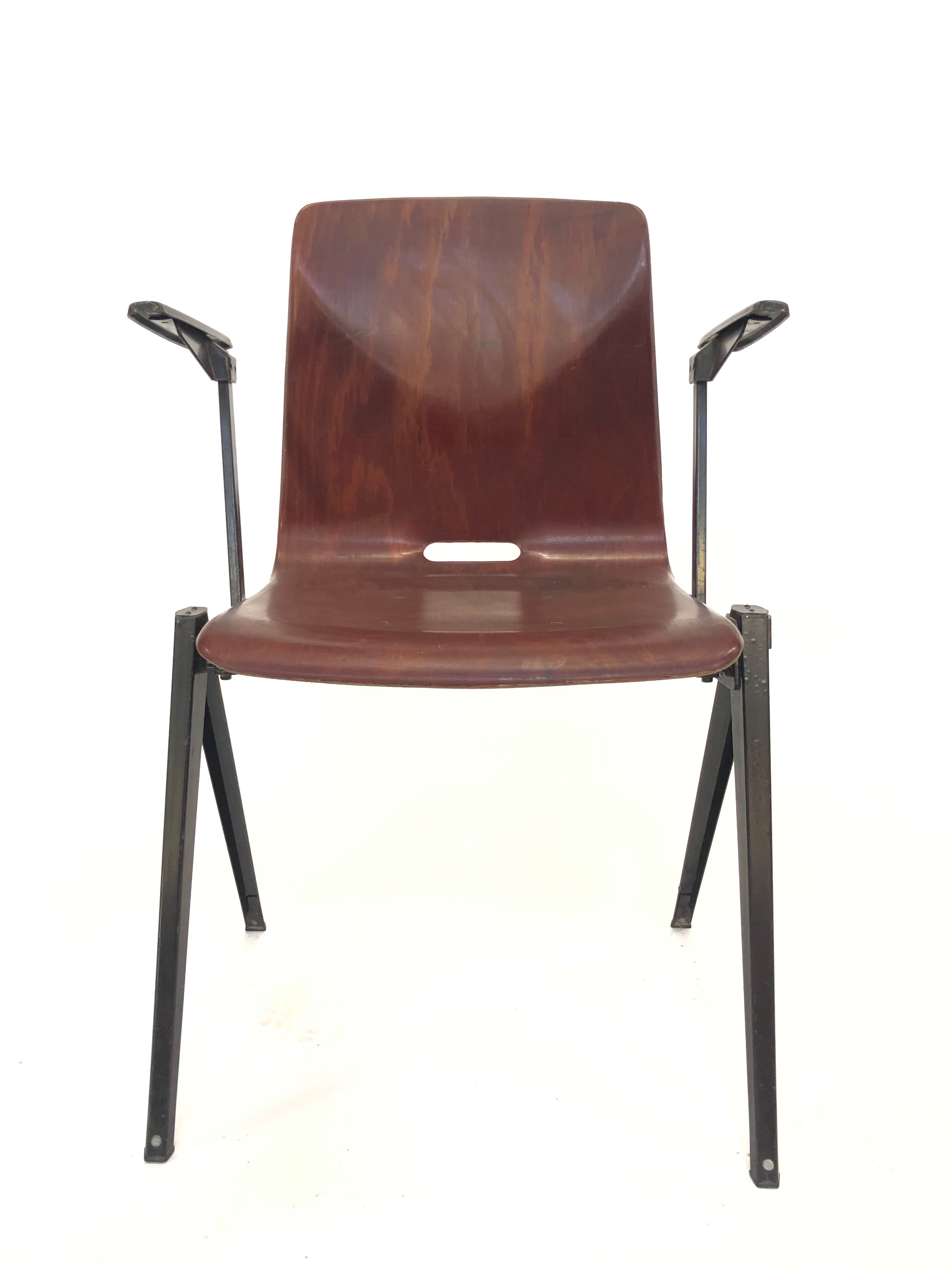 Chair Pagholz Galvanitas S22