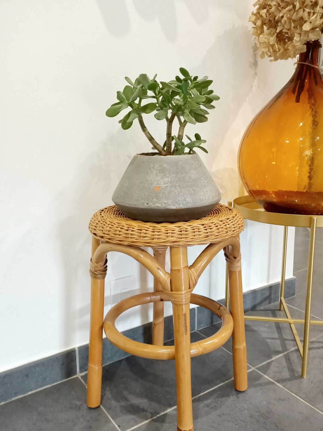 Rattan stool