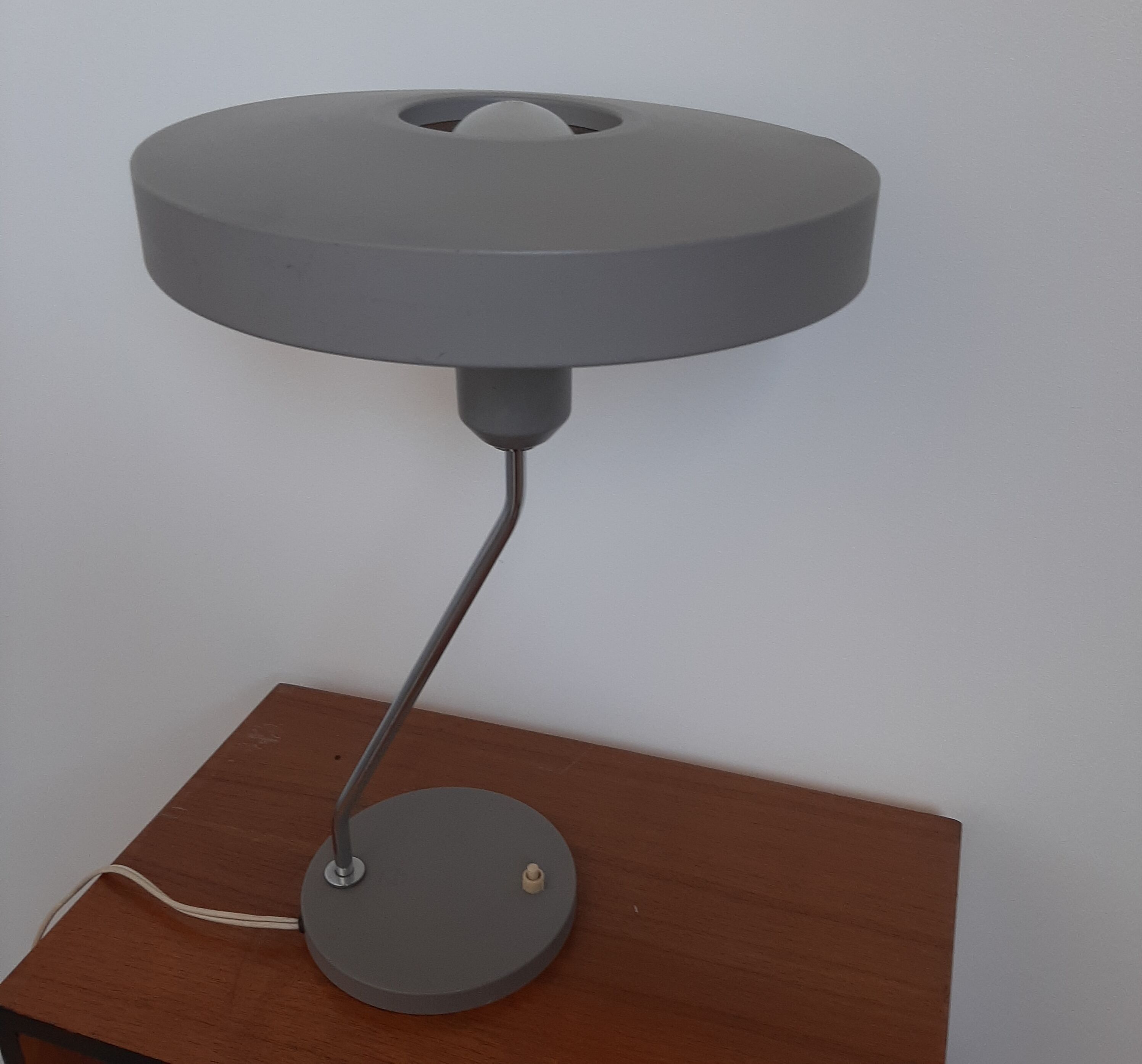 Lampe Louis Kalff pour Philips modèle romeo