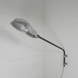 Industrial street lamp with aluminum shade