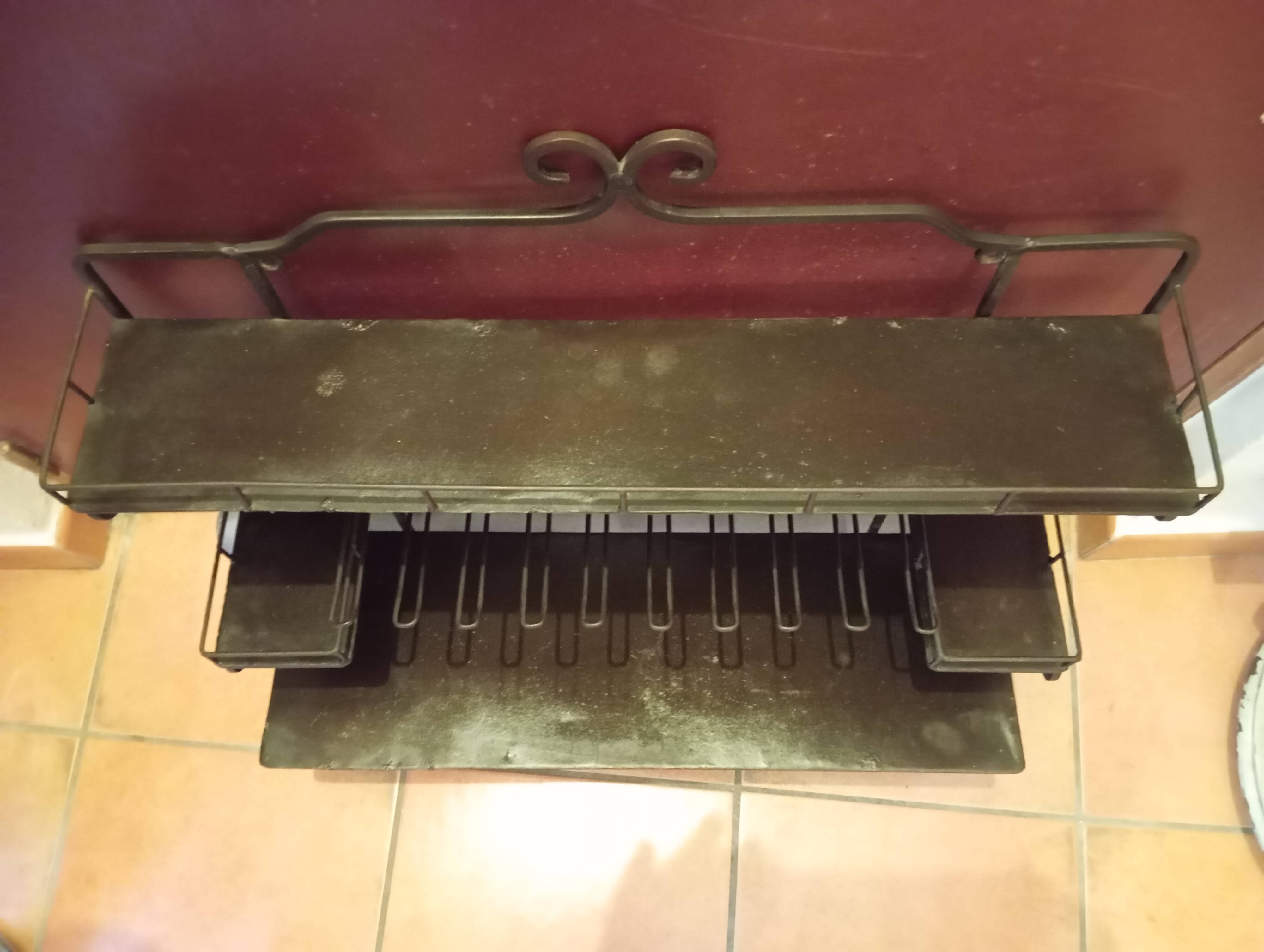 Metal hanging shelf for kitchen