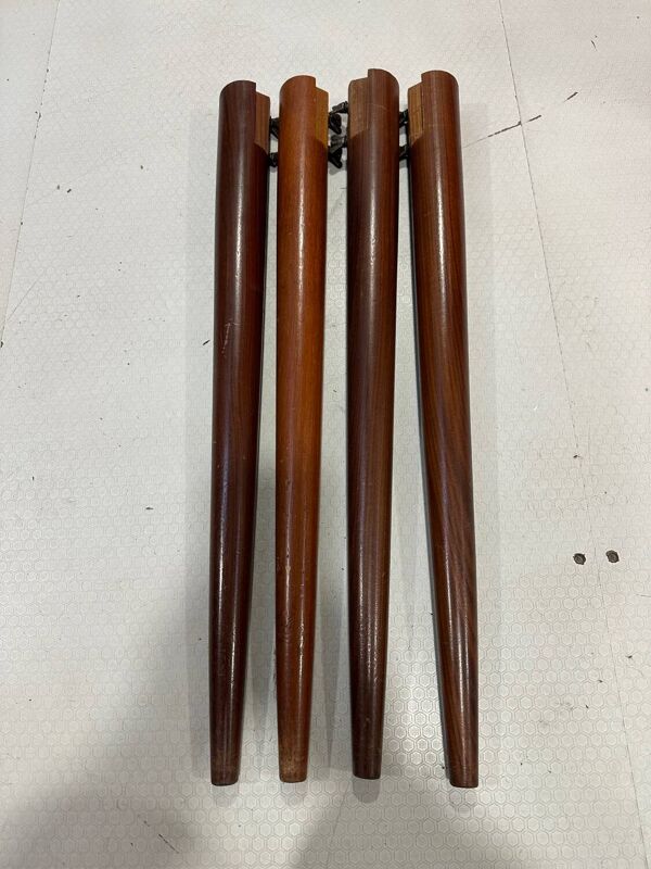 Table ronde scandinave