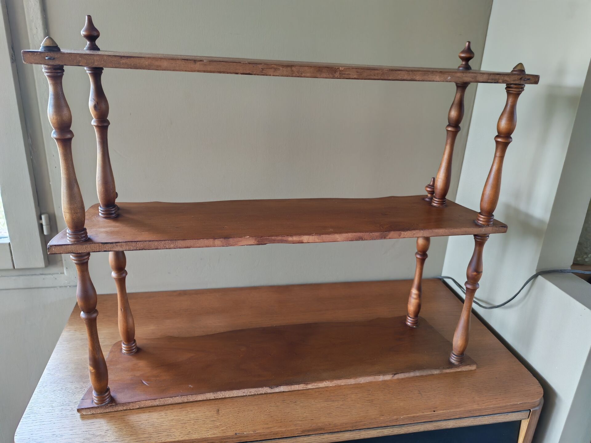 Etagère murale Napoléon III