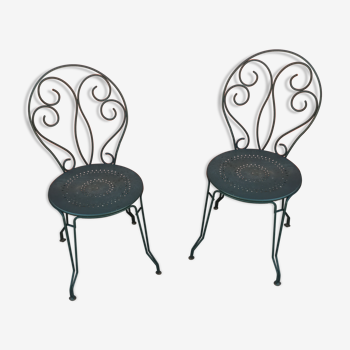 Pair of wrought iron chairs