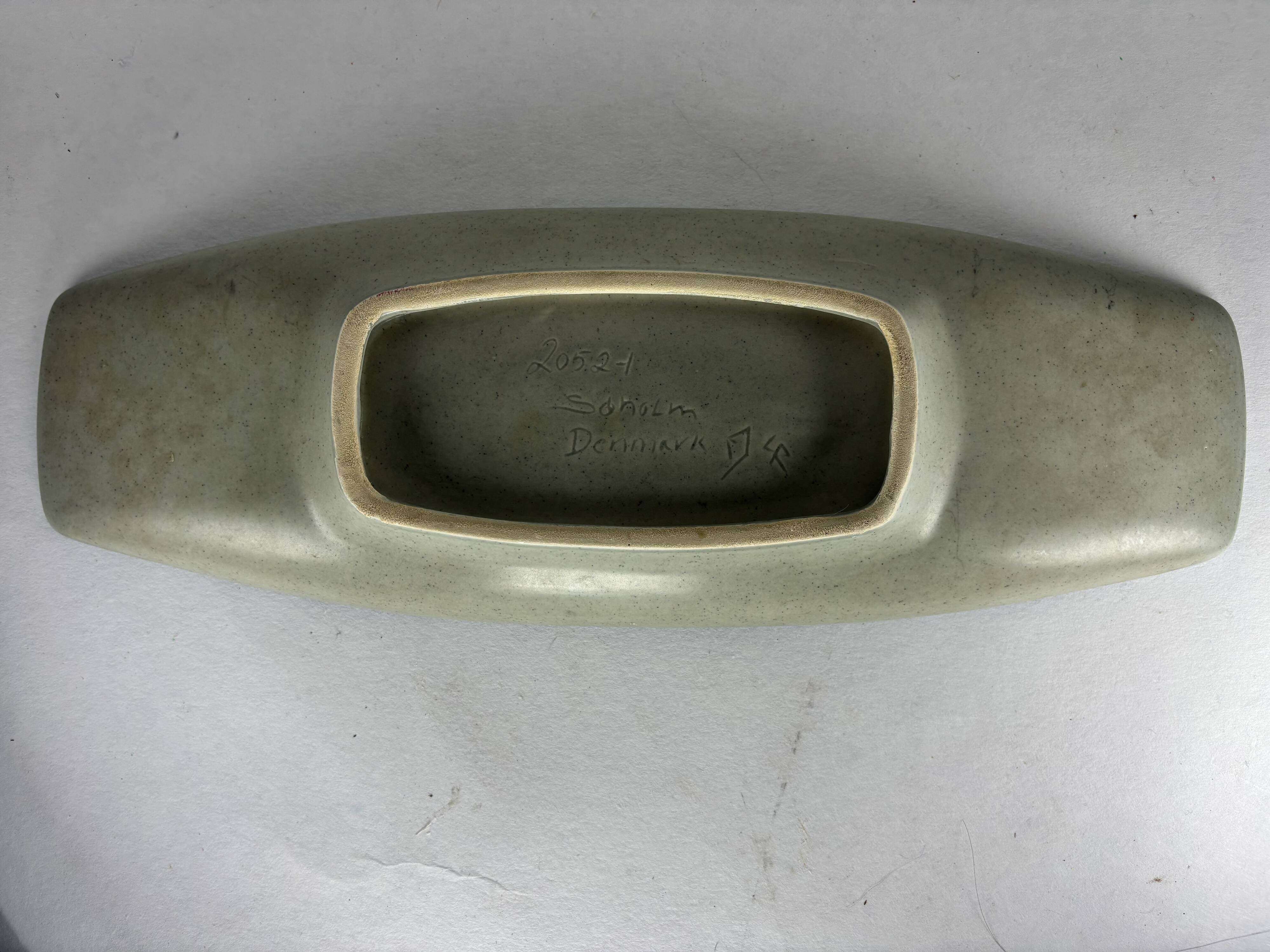 Decorative stoneware plate by Søholm designed by Einar Johansen, Denmark, 1970s.