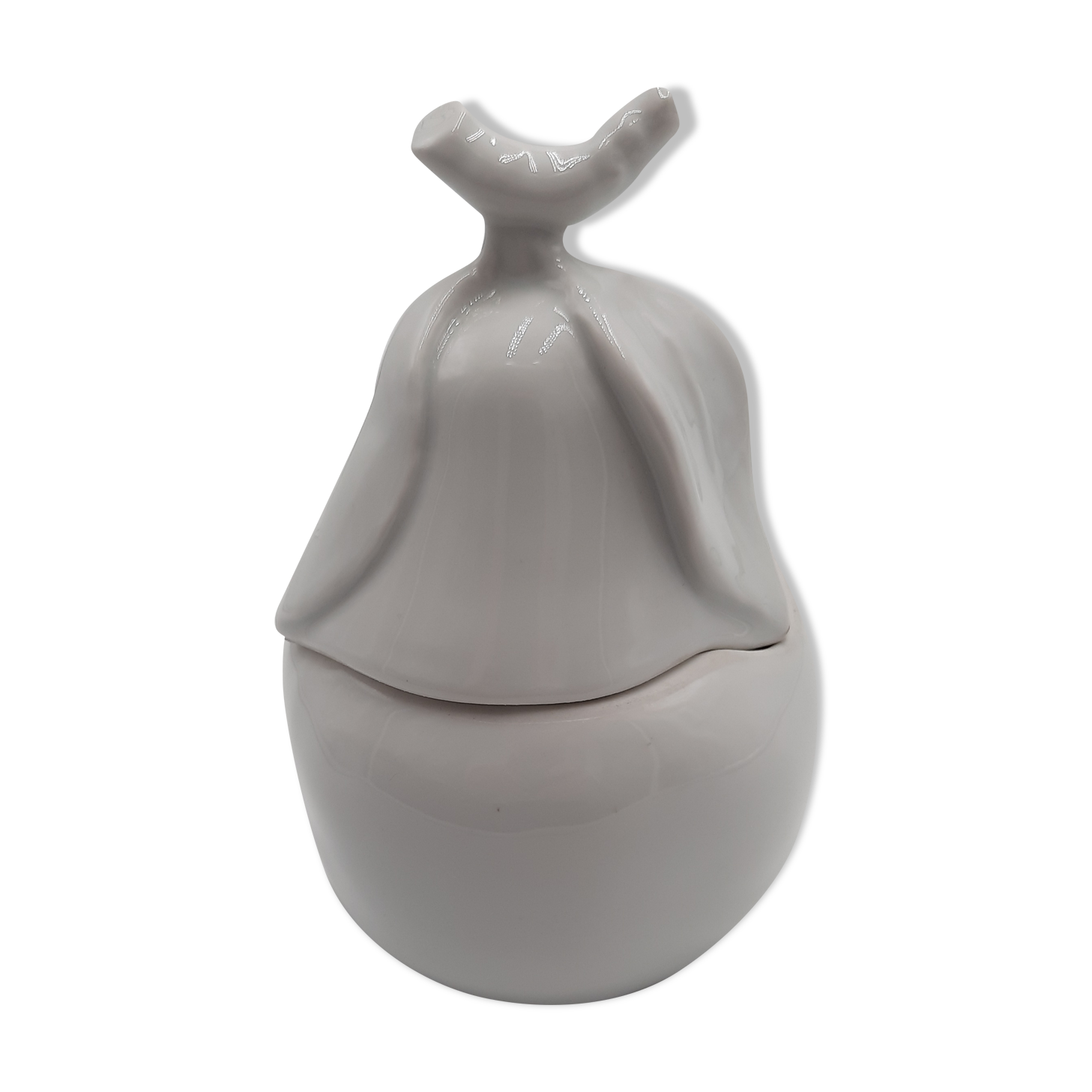 Pear-shaped porcelain box