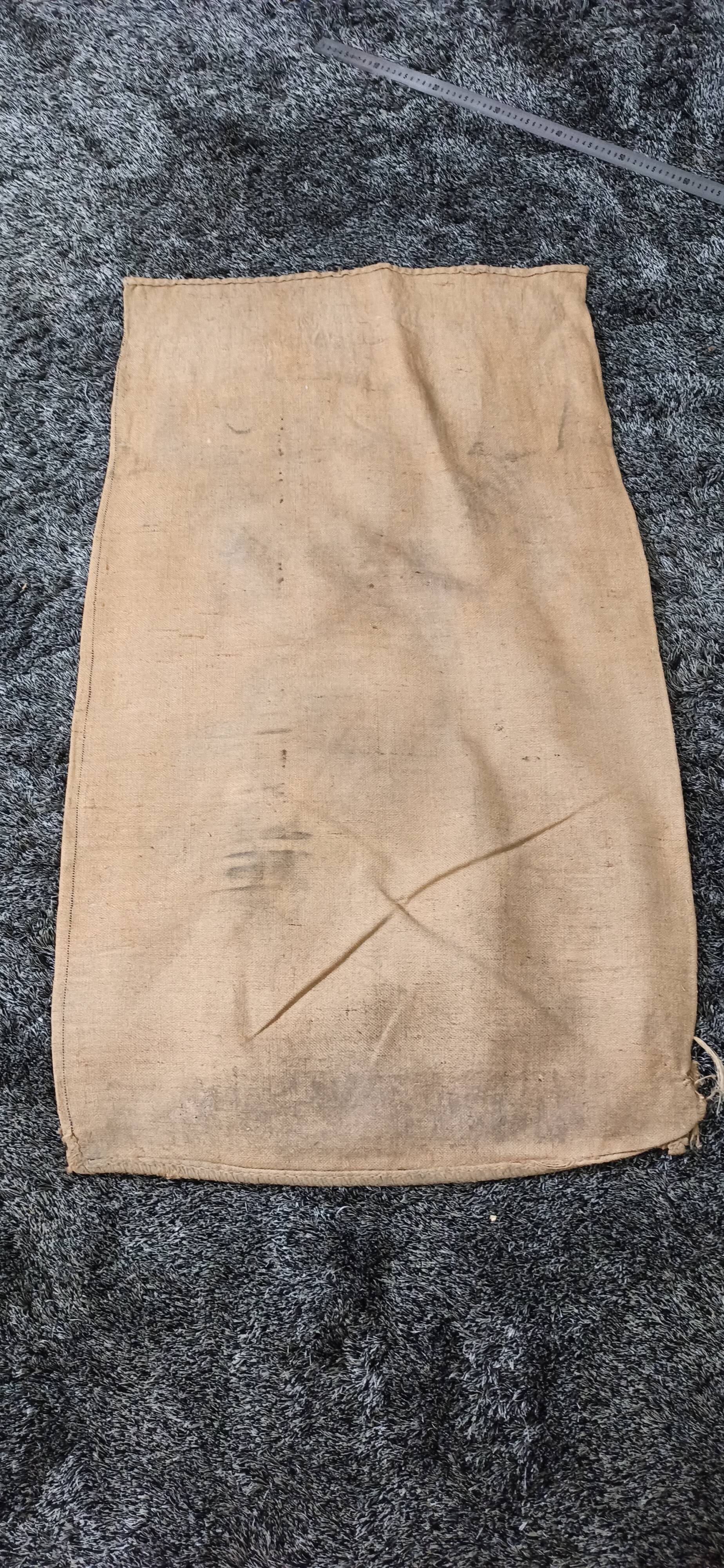 Bag burlap union perénéo ariegoise red