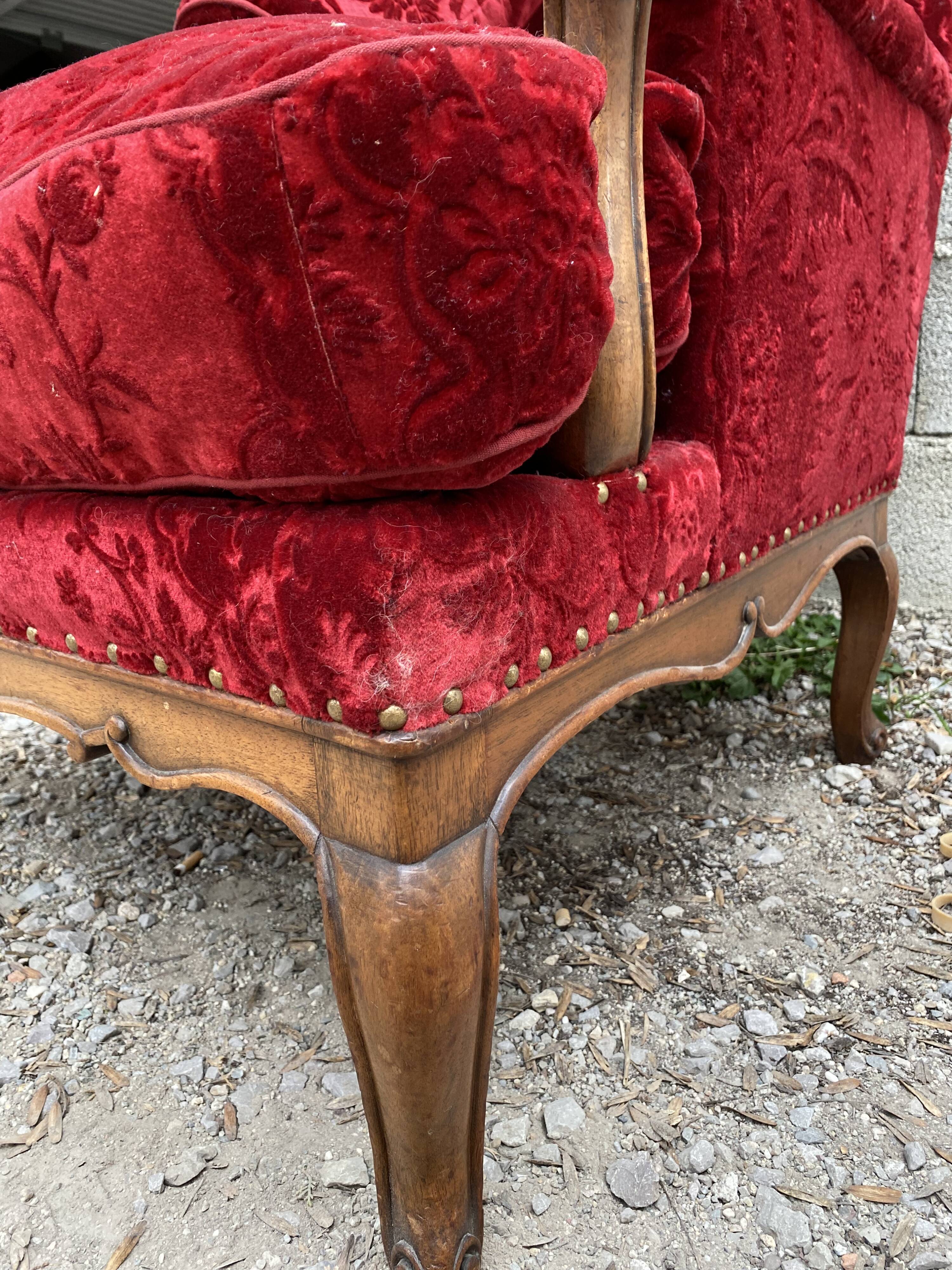 Rest chair Louis XV red velvet