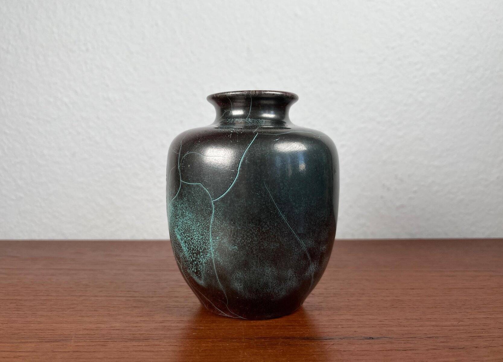 German studio pottery vase Art Deco by Richard Uhlemeyer, 1940s.