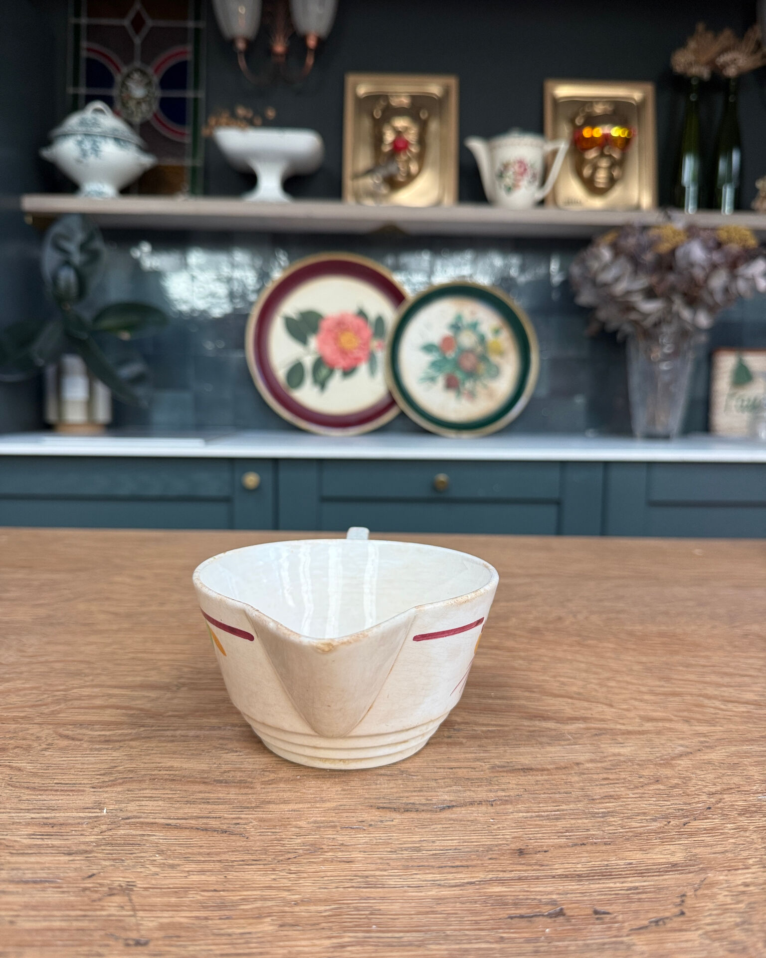 Yasmina milk jug Gien