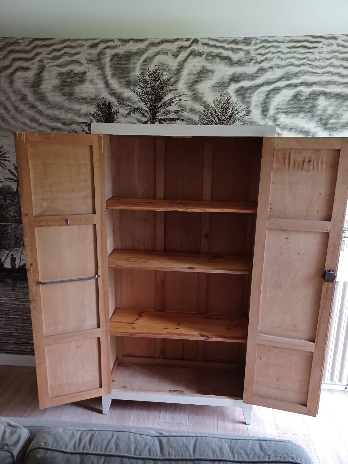 Vintage Parisian wardrobe