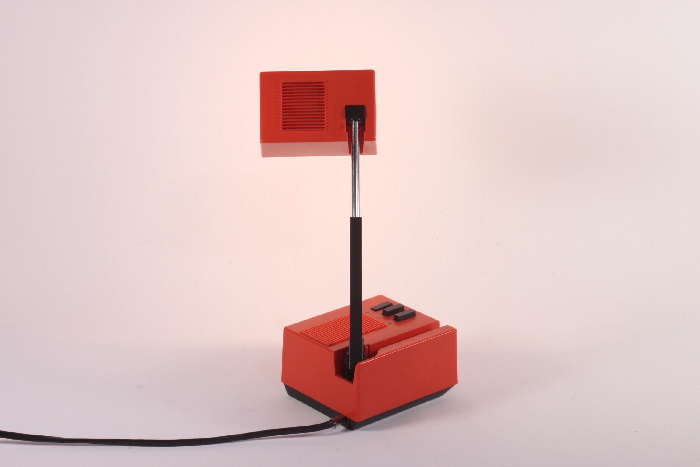Lampe de lecture compacte rouge par Staff Leuchten, Allemagne années 1960.