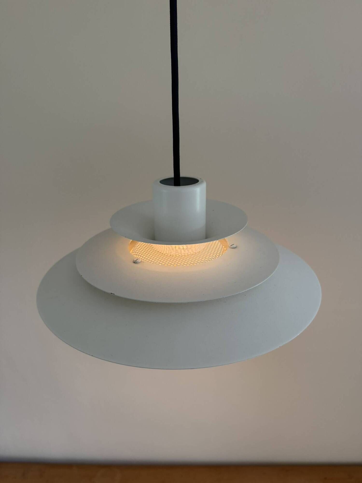 Vintage Verona style lamp - Danish design lamp - multi layered pendant