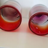 Vases en verre multicolore