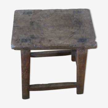 Brutalist quadripod stool