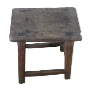 Tabouret quadripode brutaliste