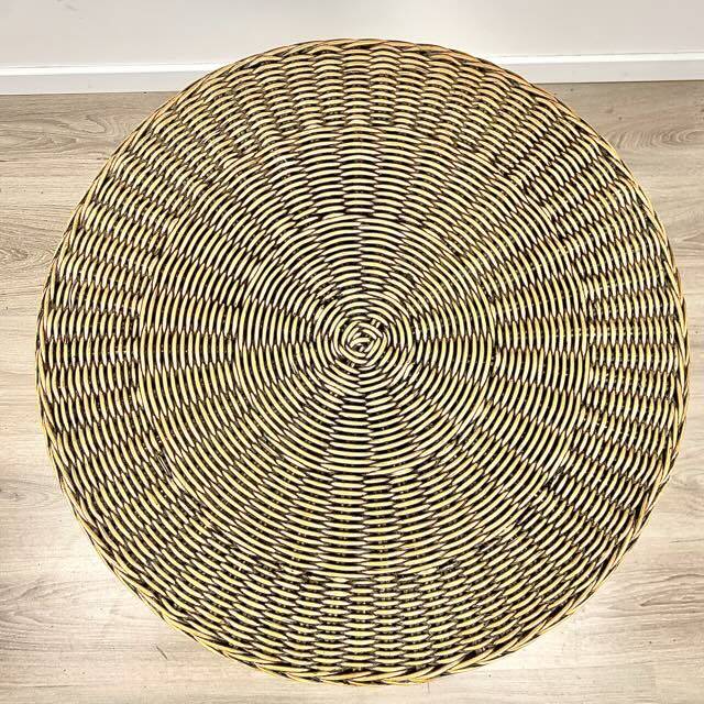 Rattan table
