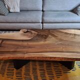 Table basse en noyer massif