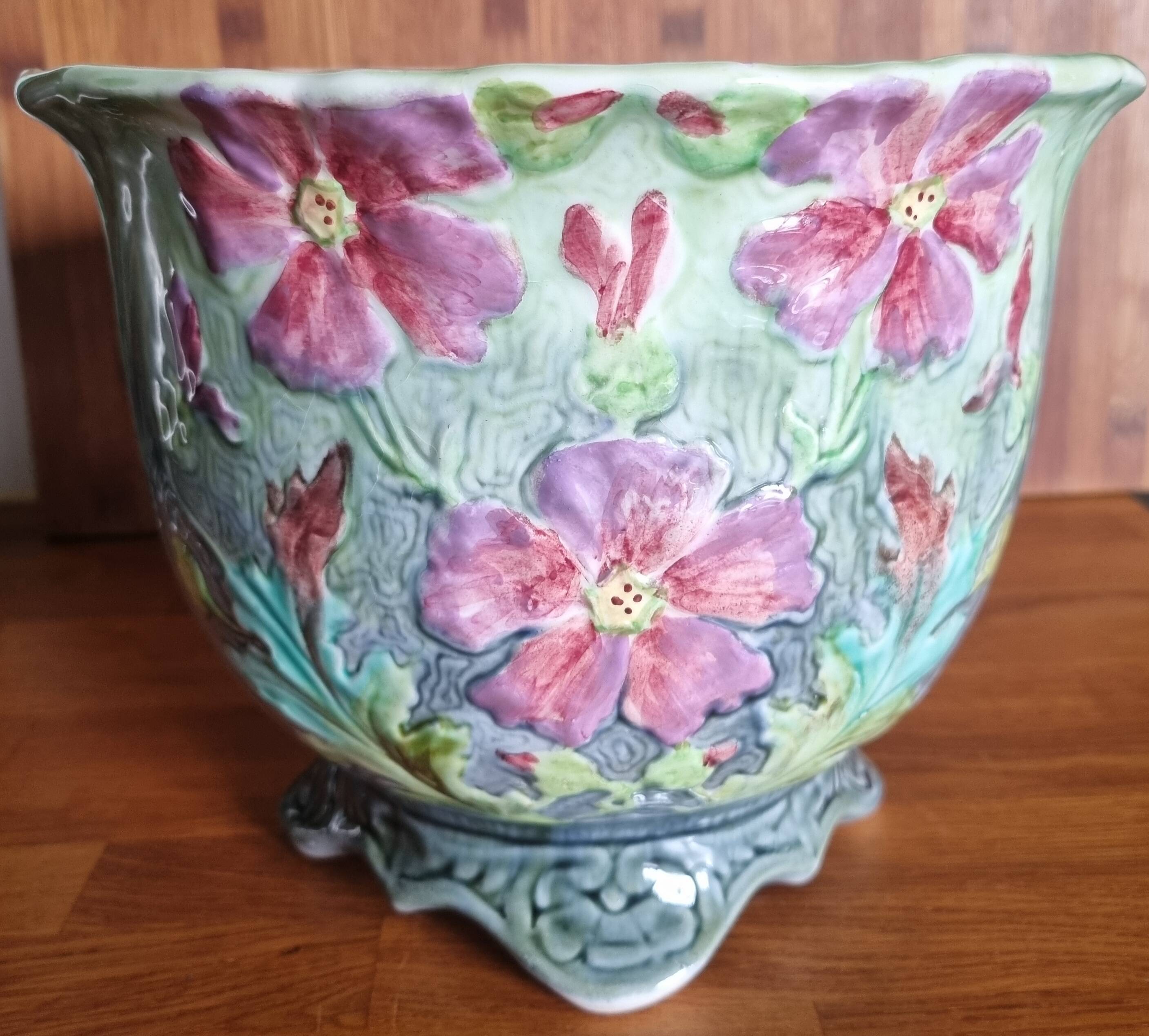 Antique planter Barbotine Longchamp Terre de Fer