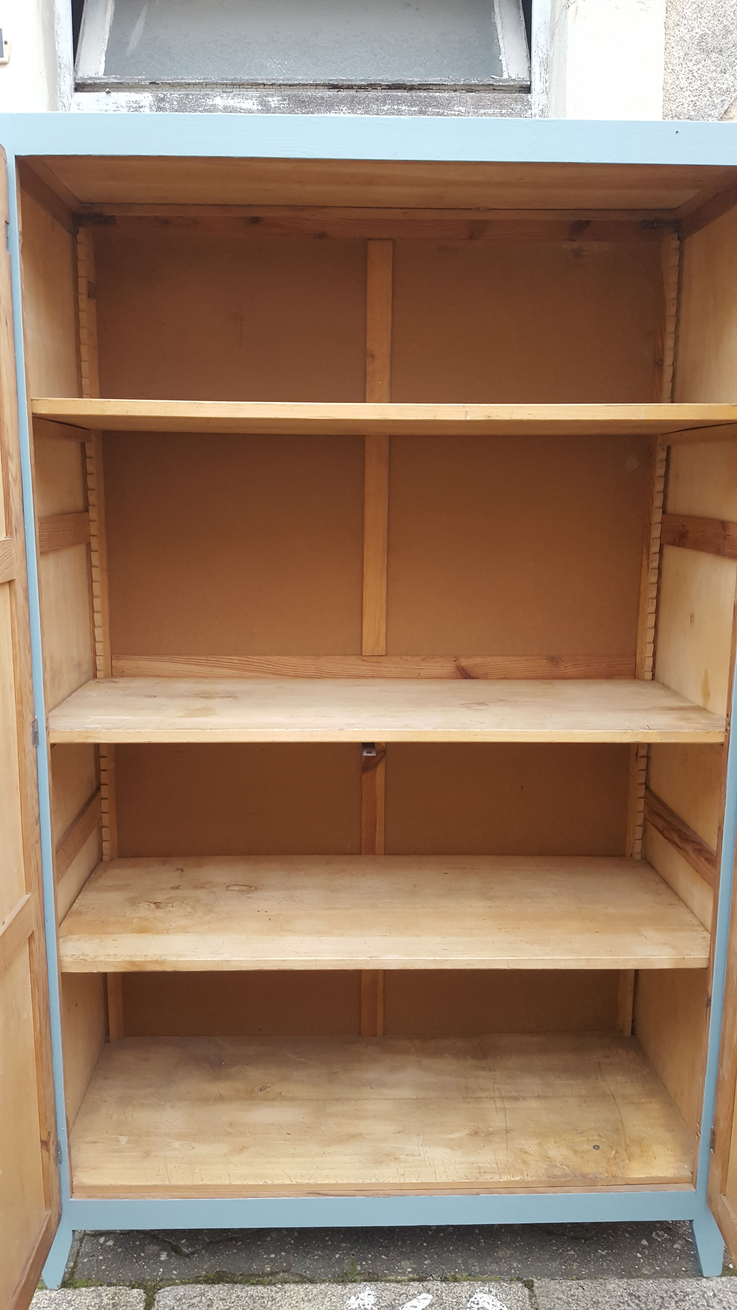 Cabinet typical of paris blue grey