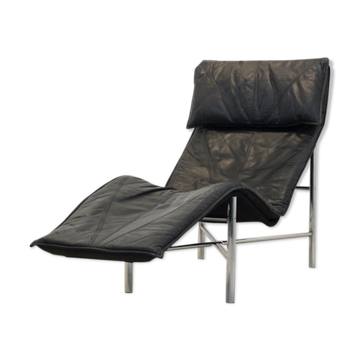 Chaise longue en cuir noir, modèle 'Skye' de Tord Björklund,, Suède des années 1970