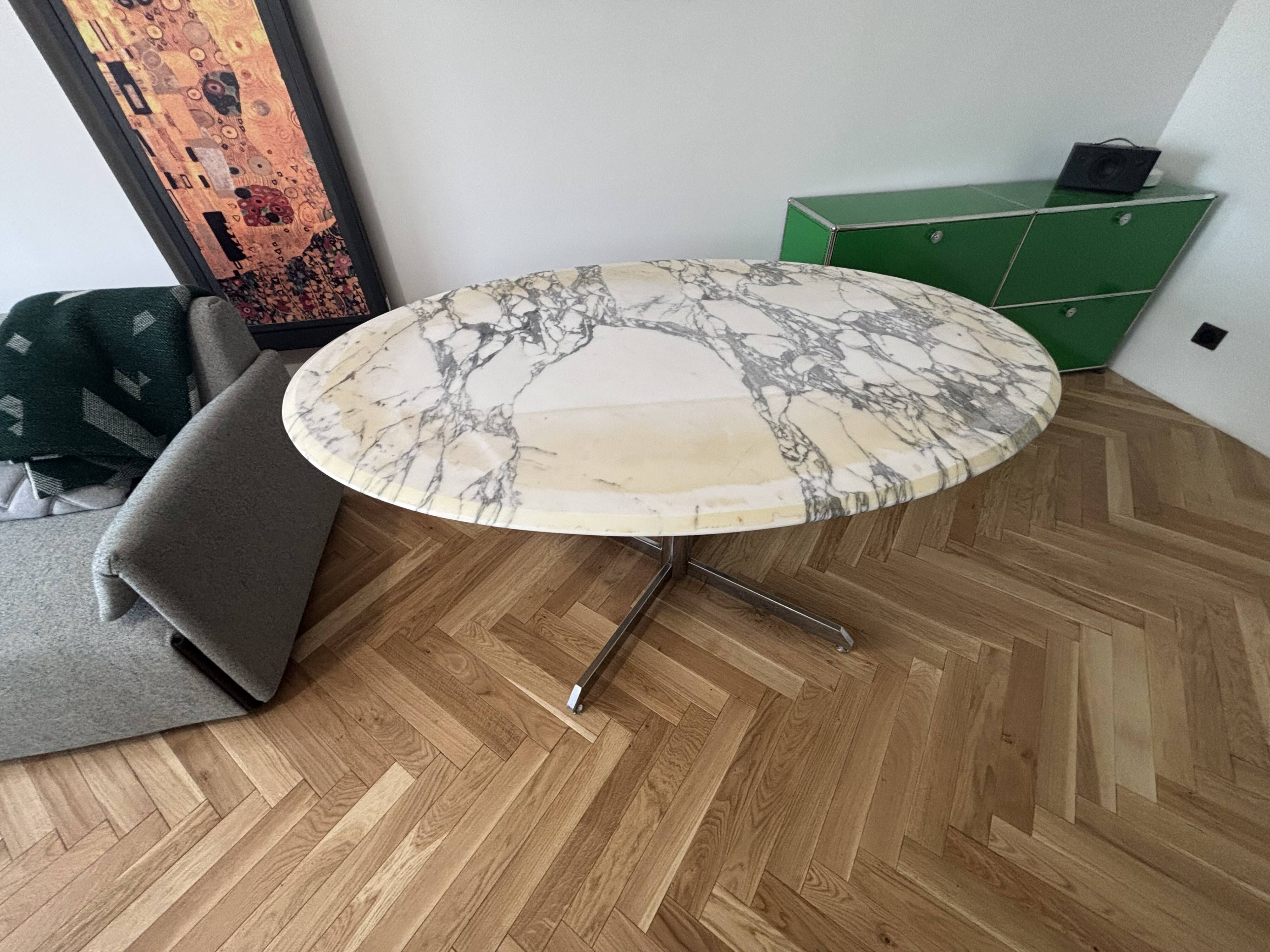 Roche and Bobois dining table from the 1970s