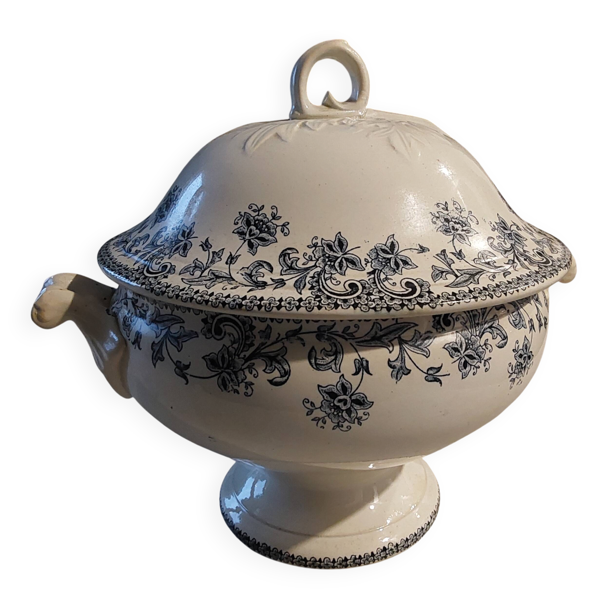 Soupière ancienne manufacture Saint Amand