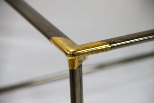 Table D'appoint En Métal Doré Et Argenté Avec Dessus En Verre, Italien, Années 1980