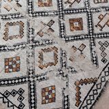 Moroccan rug - 197 x 350 cm