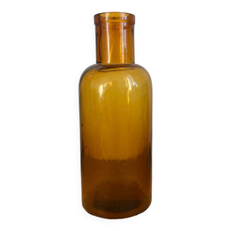 Apothecary bottle