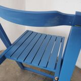 Set of 4 vintage folding chairs