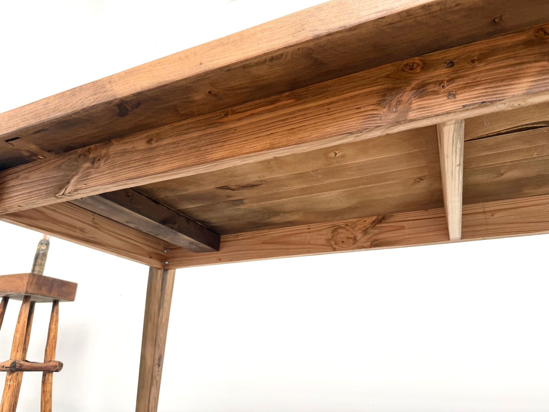 Table de ferme vintage en peuplier