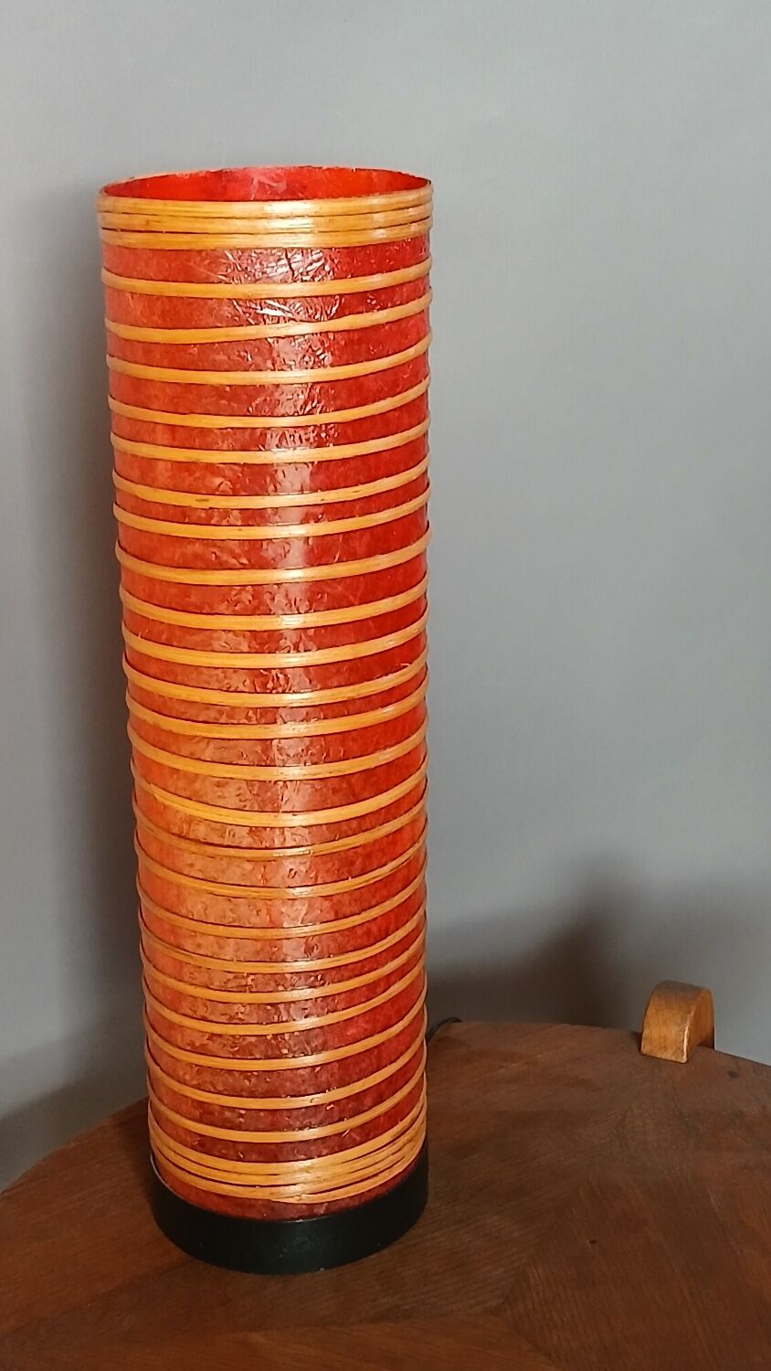 Fibreglass lamp from the 50s/60s.