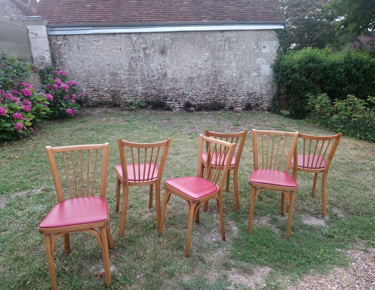 6 chairs