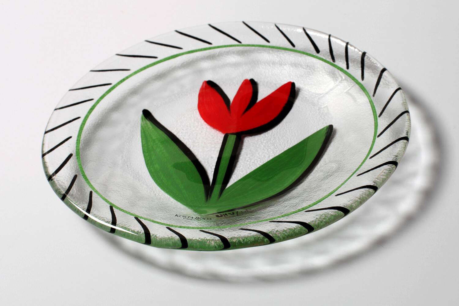 Vintage Kosta Boda Glass Plate: Red Tulip Design by Ulrica Hydman Vallien