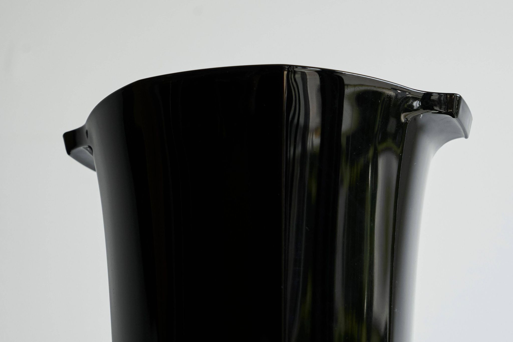 Seau à vin Art déco en verre pressé, années 1940