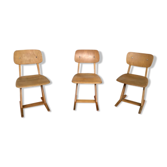 Série de 3 chaises enfant Casala vinage en bois clair