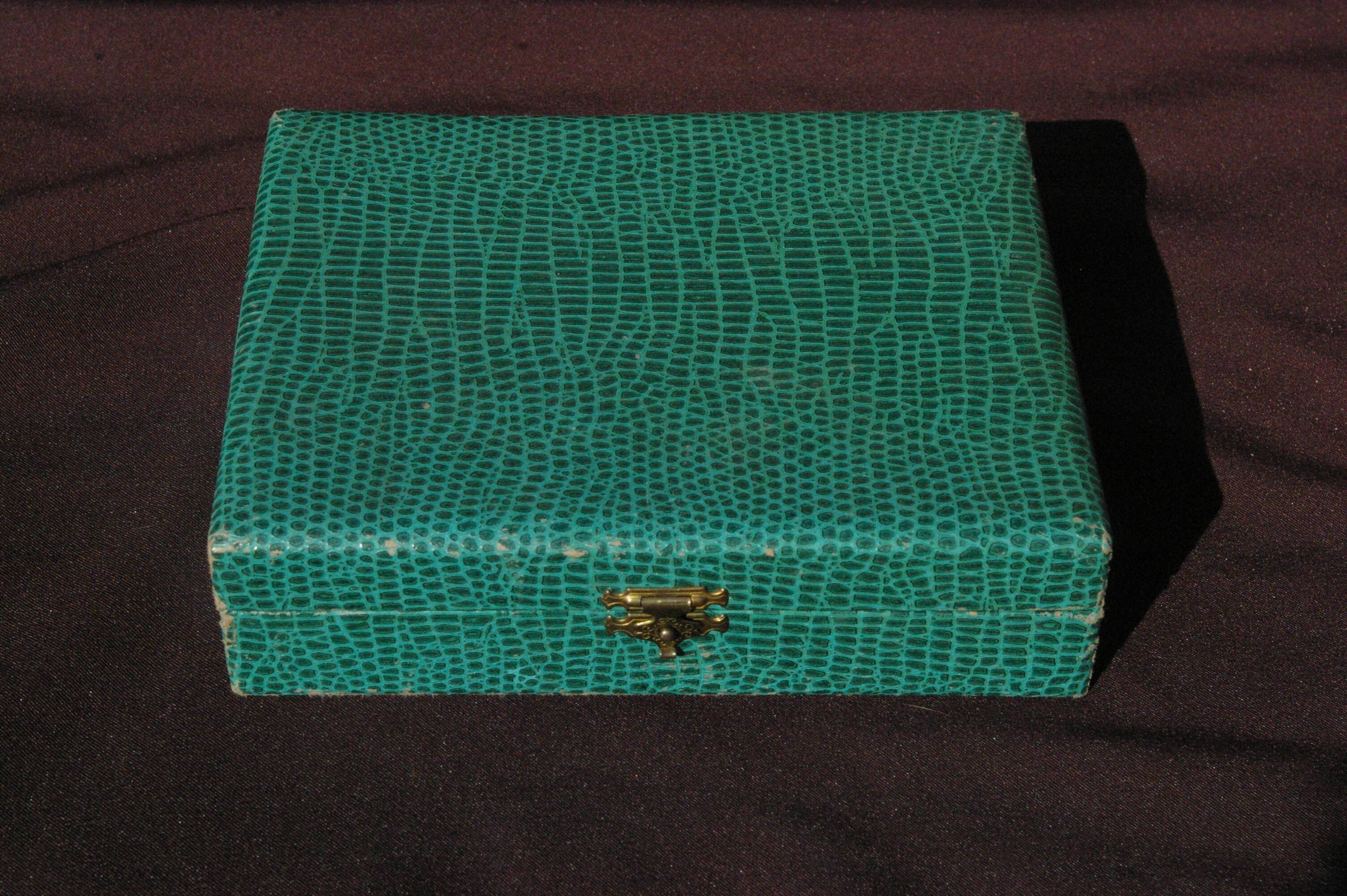 Box 12 cake forks in silver metal art deco