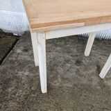 Extendable table, extendable table