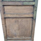 porte en chêne avec des vitraux