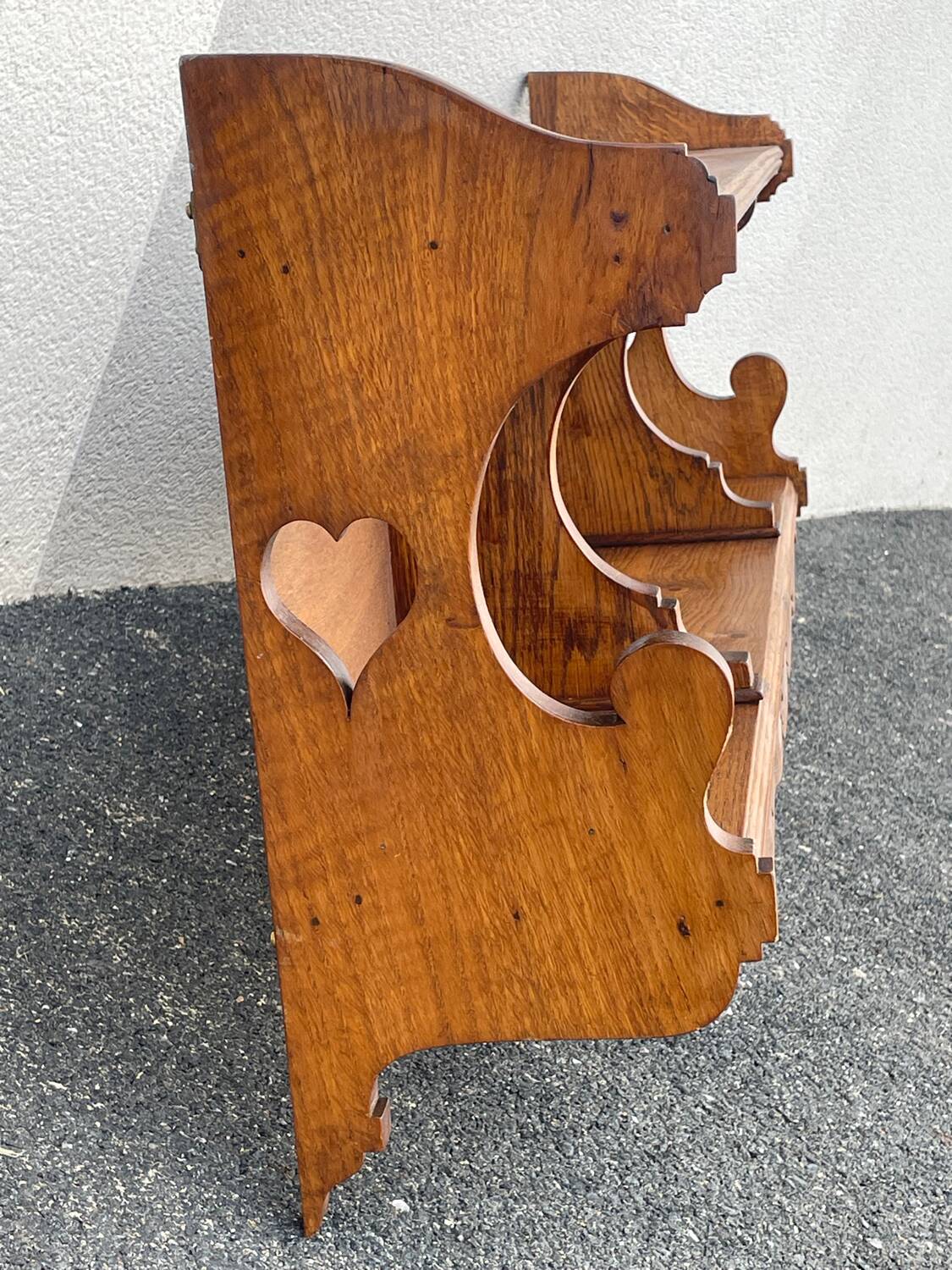 Early 20th-century display cabinet.