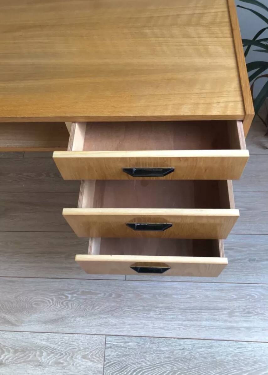 Bureau vintage