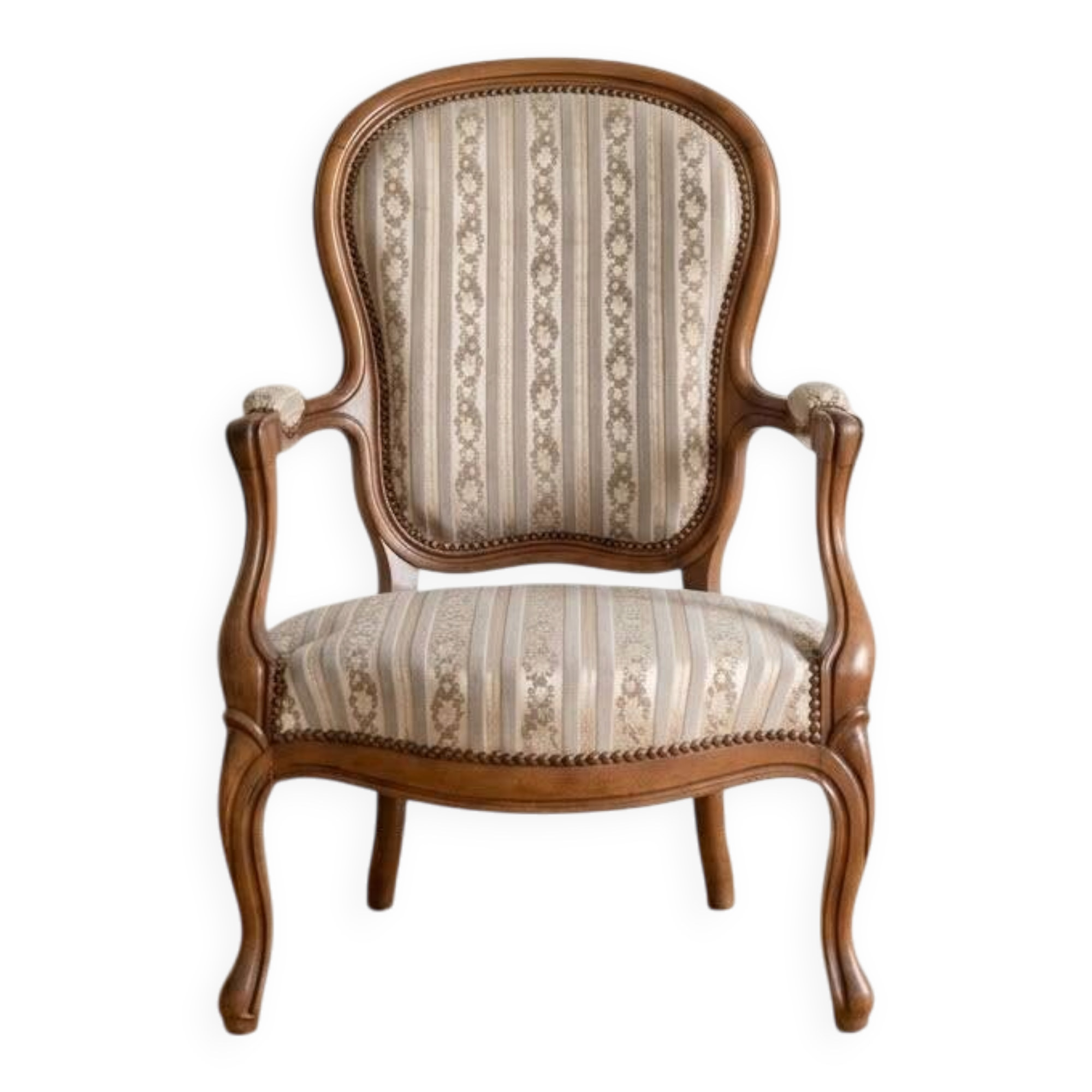 Louis XV cabriolet armchair in wood and beige fabric