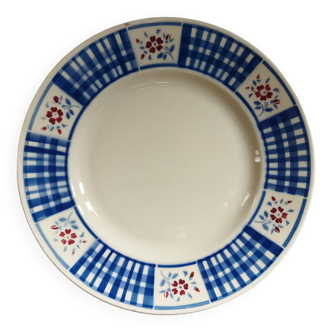 Antique earthenware dish K&G Lunéville "Gérardmer"