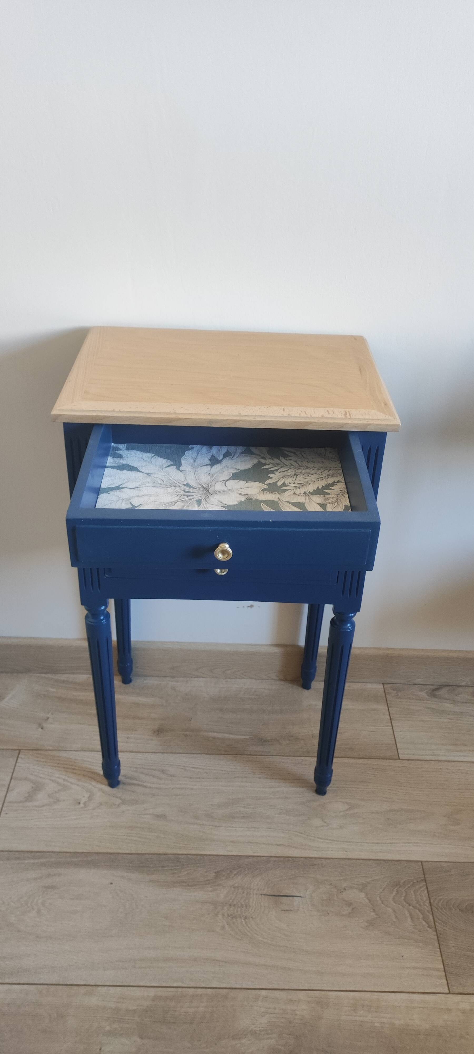 Table de chevet vintage luna — pièce unique