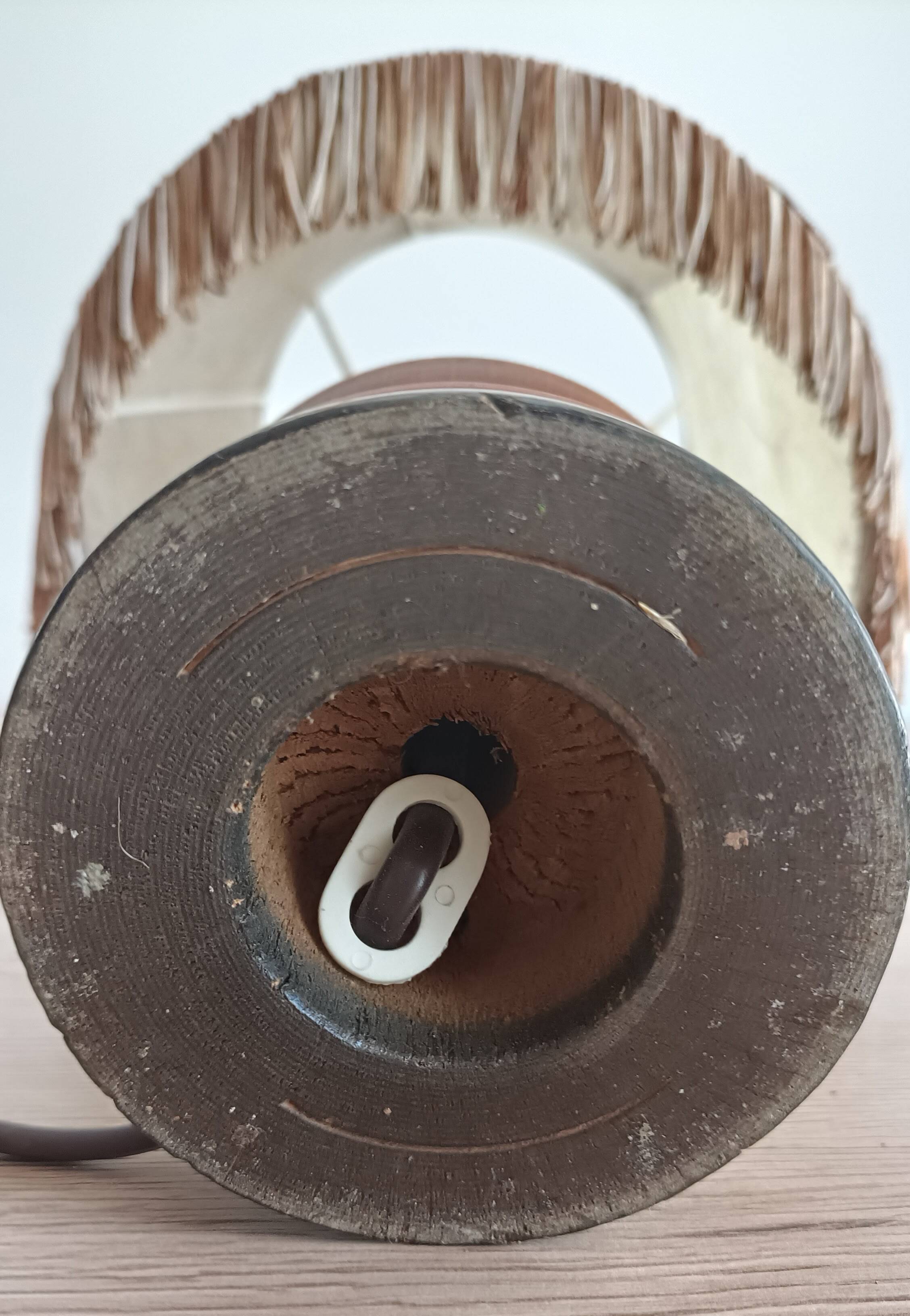 Vintage Italian table lamp in turned wood and leather lampshade