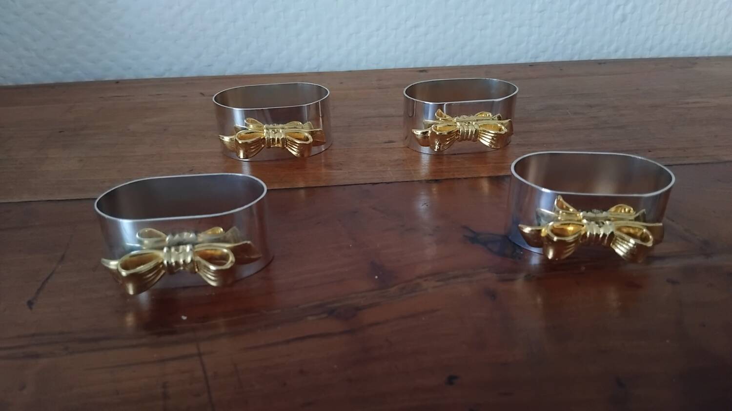 Ronds de serviettes vintage .