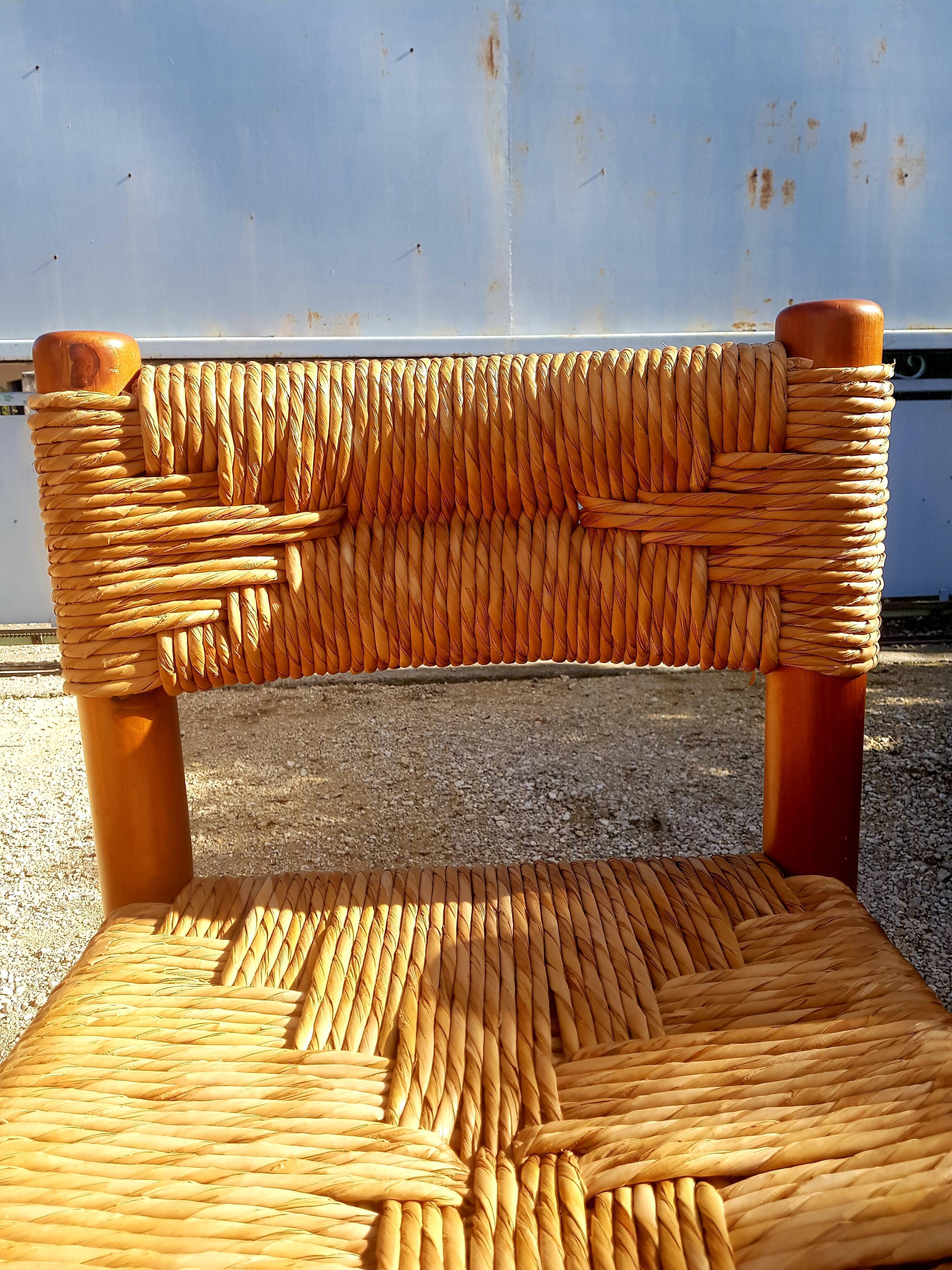 set of 4 mulched pine chairs